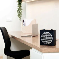 Black & Decker Black And Decker - Radiateur/ventilateur Compact 2000 W Pour Des Espaces 15 M2, Couleur Noir - BXSH2003E 7 Black & Decker Black And Decker - Radiateur/ventilateur Compact 2000 W Pour Des Espaces 15 M2, Couleur Noir - BXSH2003E -Atlantic Magasin 45717373 3